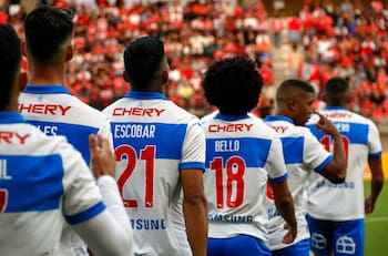 La UC debutará en el Campeonato Nacional sin DT y con dos bajas fundamentales