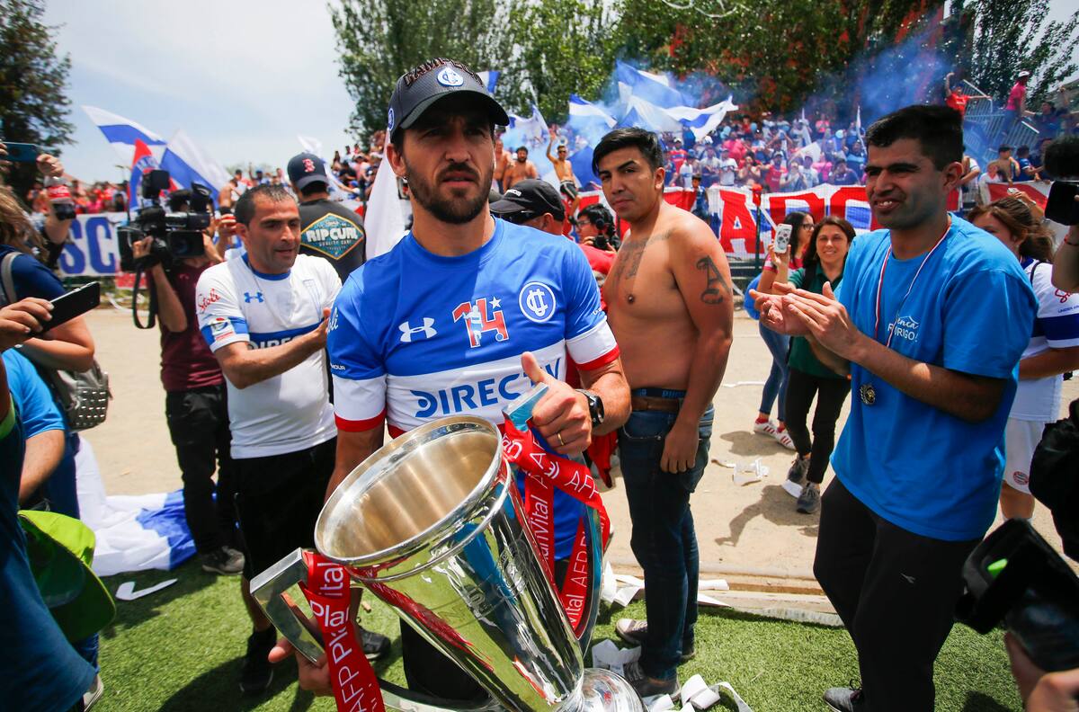 U. Católica reveló que transmitirá por Facebook amistoso contra Curicó Unido