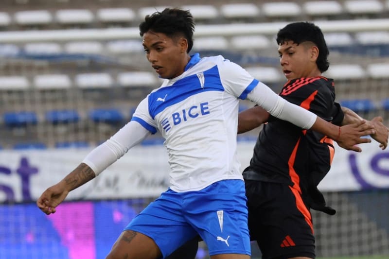 La insólita eliminación de la UC en su propio torneo en el Claro Arena. Foto: @cruzados