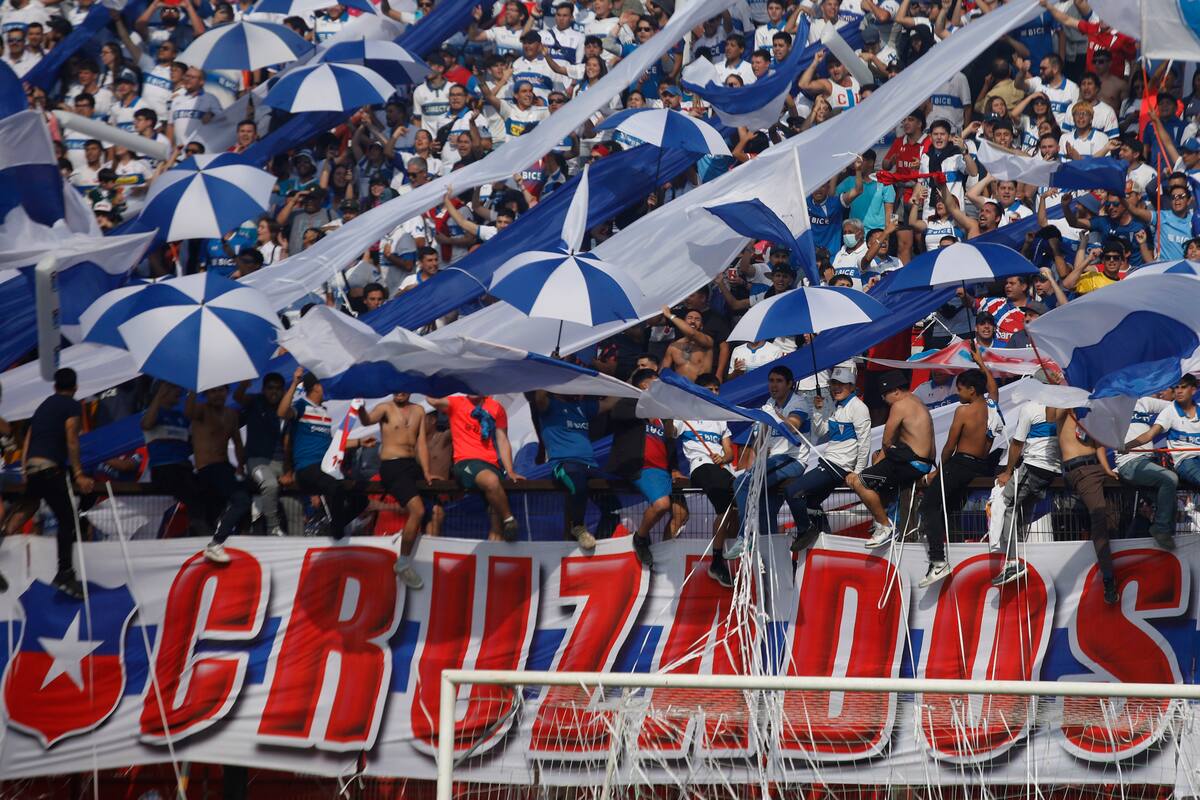 Los hinchas de la UC en el clásico vs Colo Colo
Dragomir Yankovic/Photosport
