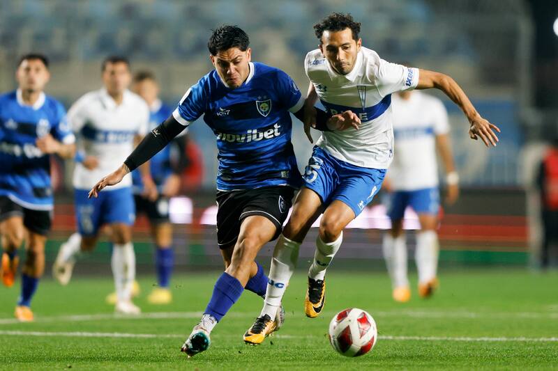 Universidad Católica vs Huachipato chocarán en el sur. Foto: Agencia Aton.