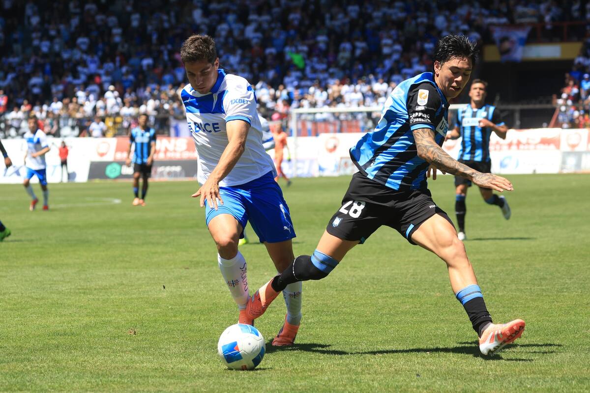 Cruzados y Acereros definen al primer finalista de la Supercopa de Chile 2026. Foto: Agencia Aton.