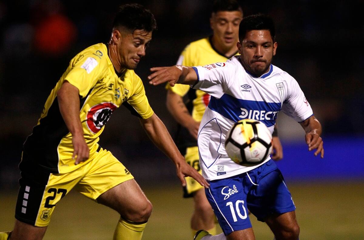 Unión La Calera estaría buscando el préstamo de Diego Rojas