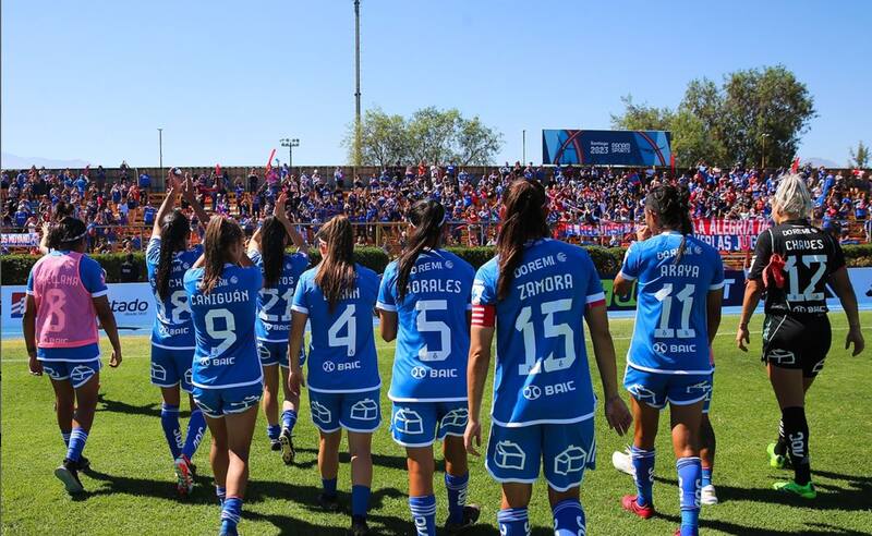 La U Femenina en el Superclásico ante Colo Colo.