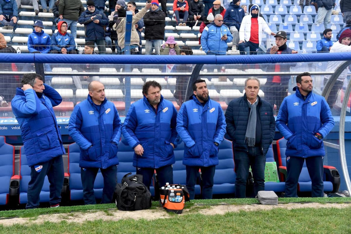 Exjugadores azules en el cuerpo técnico de Nacional.
