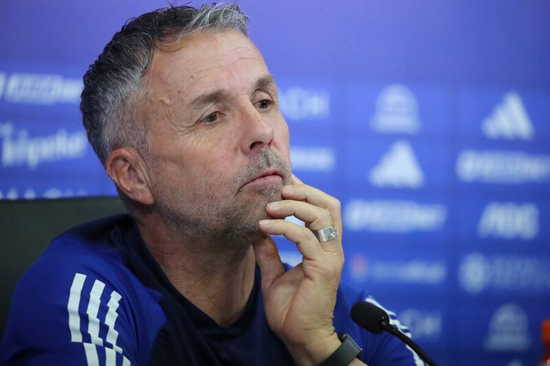 Gustavo Álvarez no se complica por perder a 4 figuras por la Selección Chilena. Foto: Aton.