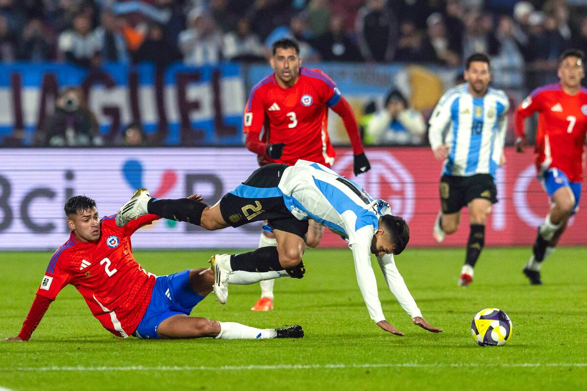 Fabián Hormazábal fue destacado en la derrota de La Roja.