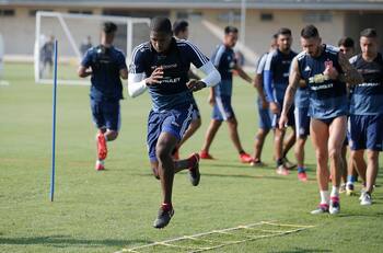 Representante de Armando Cooper tomaría drástica decisión con el futuro del jugador