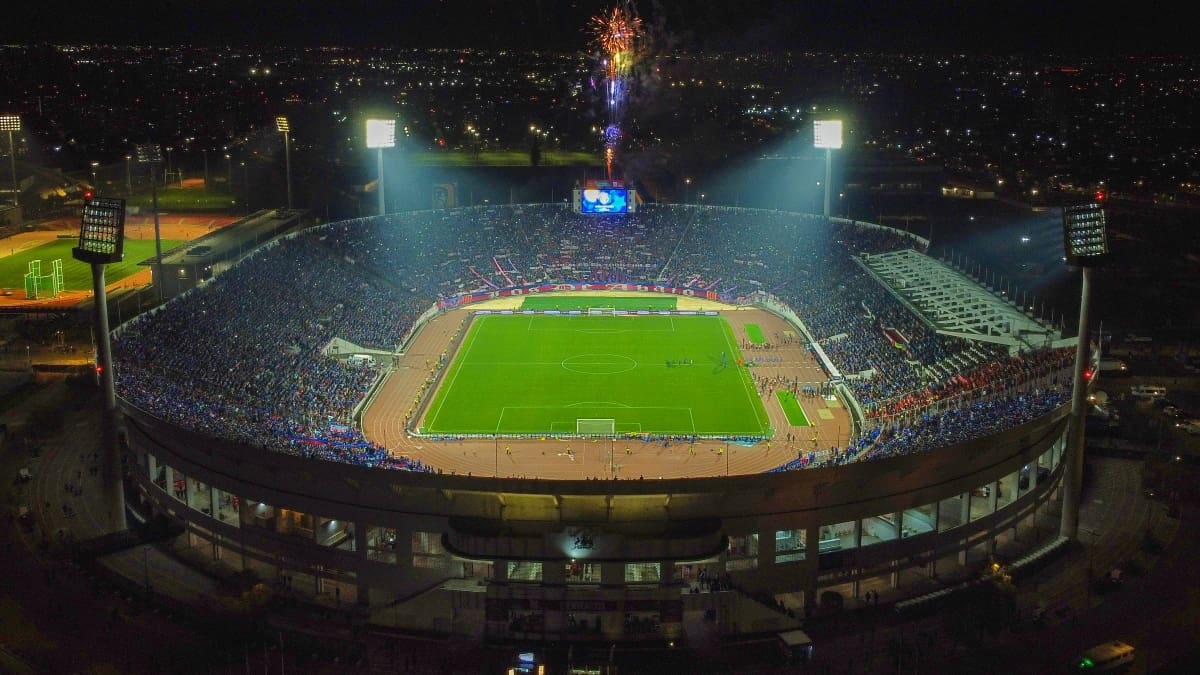 La U mira con recelo la autorización de los conciertos de BTS en el Estadio Nacional y analiza alzar la voz