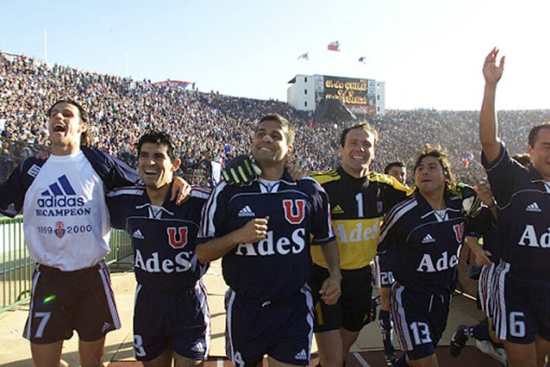 John Valladares fue parte del título 2000.