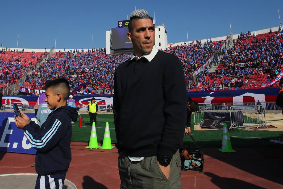 Leandro Fernández fue baja por lesión este sábado.