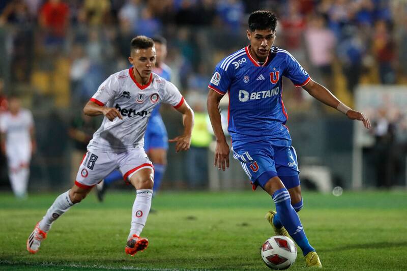 Darío Osorio jugando por la U. Foto: Aton.