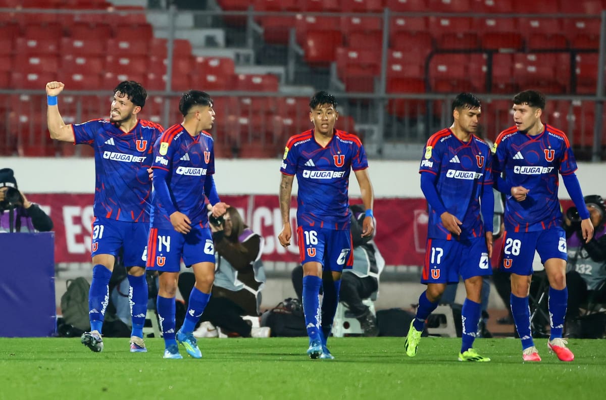 La U se metió arriba: así quedó la tabla de la Liga de Primera tras partido pendiente frente a O’Higgins