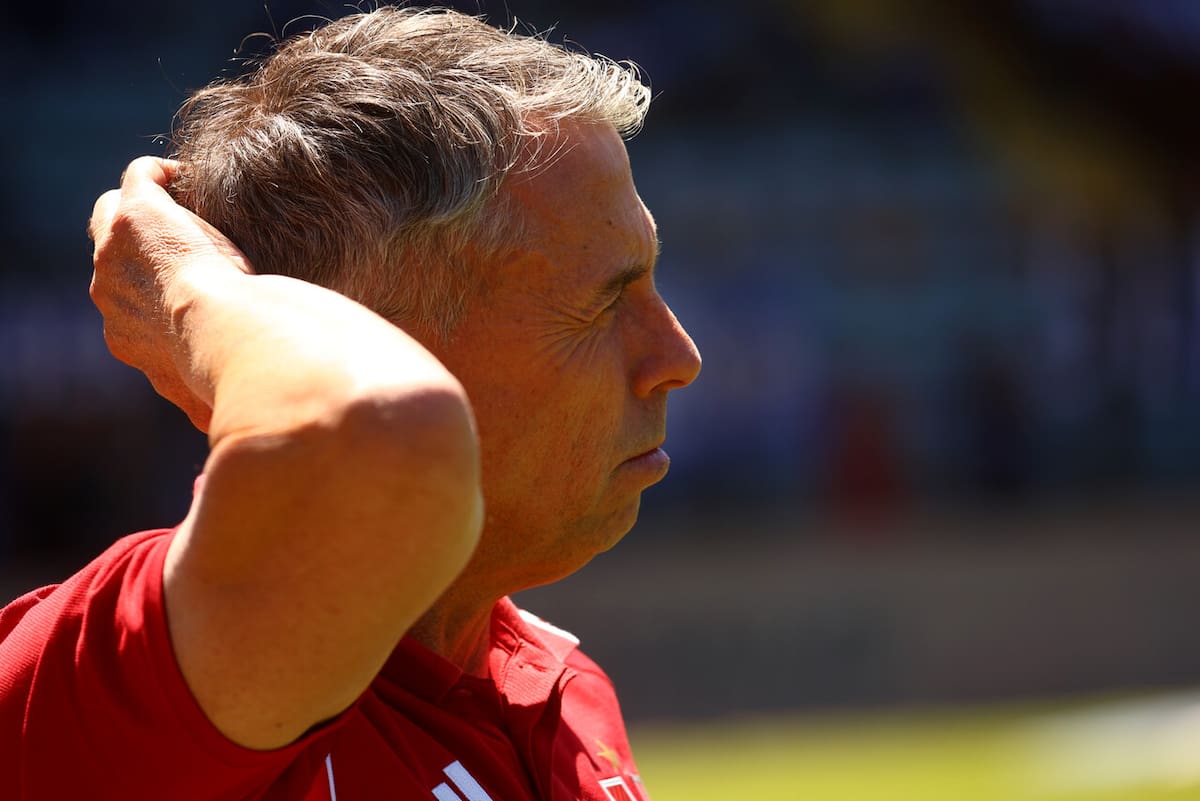 Sufre Gustavo Álvarez: el complicado panorama de la U para la “final” contra O’Higgins. Foto: Aton.