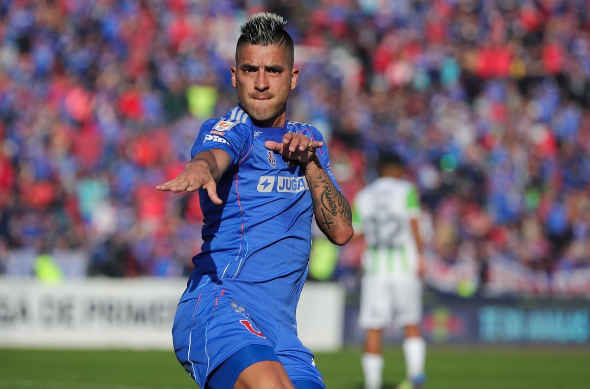 Leandro Fernández hace nuevo guiño a la U en medio de la incertidumbre sobre su futuro