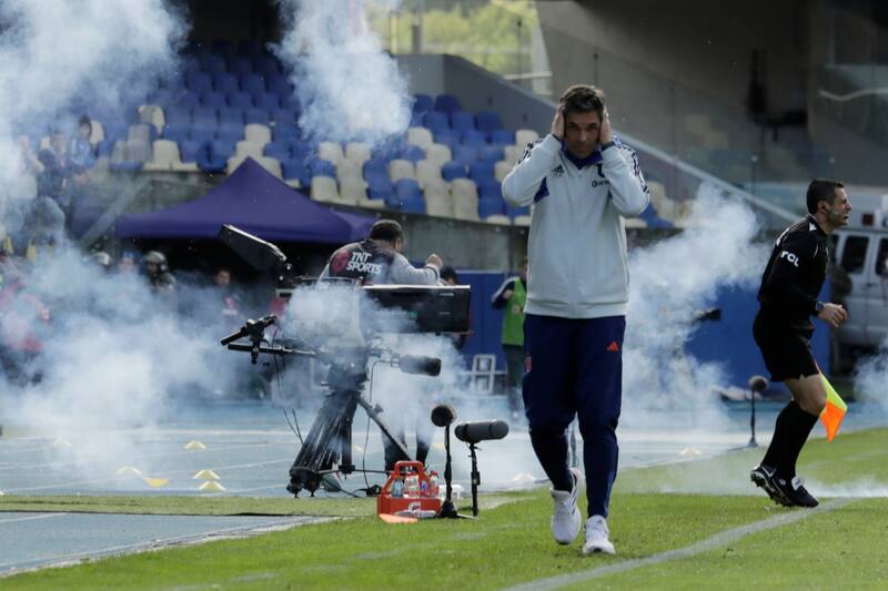 Universidad de Chile quiere evitar desmanes en el Superclásico. El antecedente del Clásico Universitario preocupa. Foto: Aton