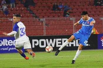 ¿Podrán salir al mercado? El prolongado tiempo que estará fuera de las canchas David Retamal en la U