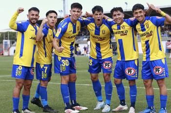 David Retamal, el elegido por Gustavo Álvarez para reemplazar a Fabricio Formiliano en la U