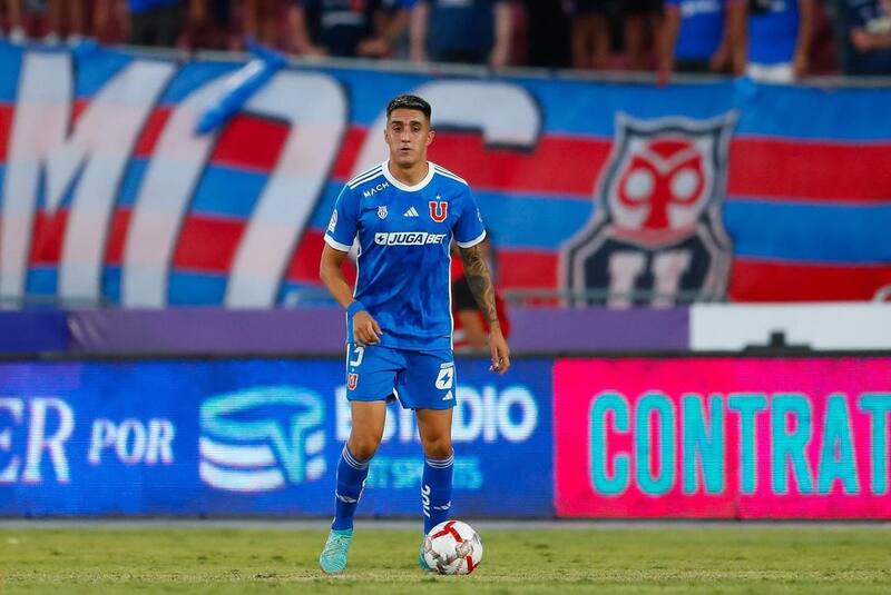Ignacio Tapia con pie y medio fuera de la U: aseguran que Cheíto Ramírez lo quiere para Iquique. Foto: Aton.