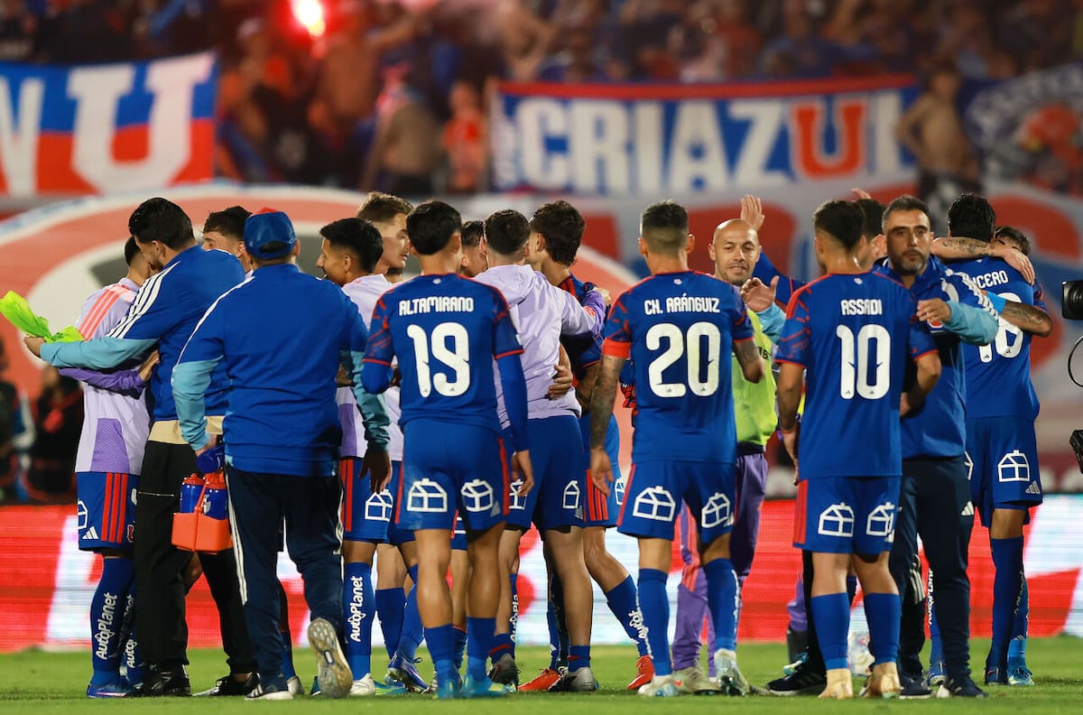 U. de Chile sigue celebrando el Clásico Universitario: la sorpresa que se llevaron los jugadores hoy en el CDA