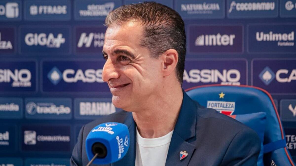 Los detalles de la negociación entre Paiva y la U: control total del DT, contrato a largo plazo y una última traba