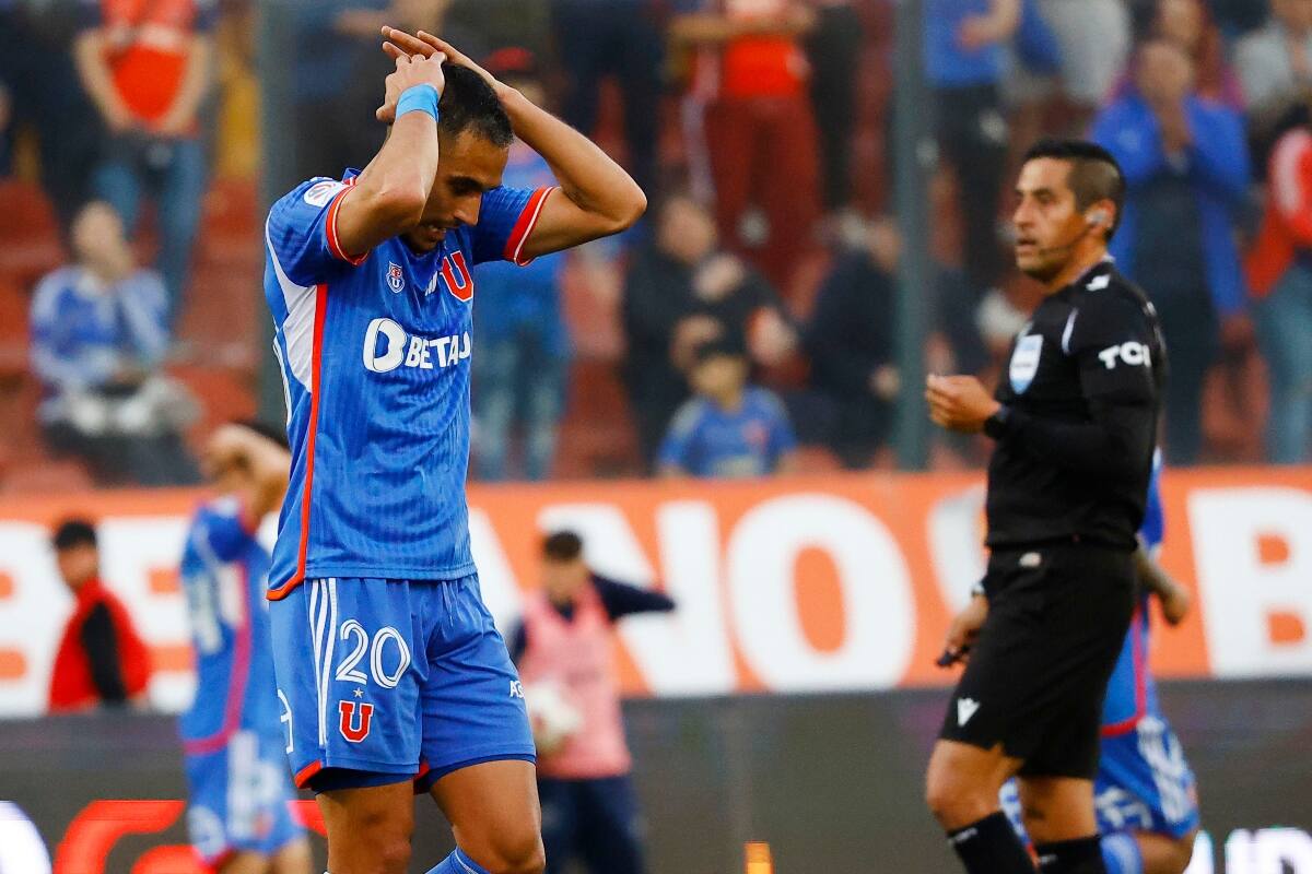 Federico Mateos se lamenta ocasión errada contra Audax Italiano.