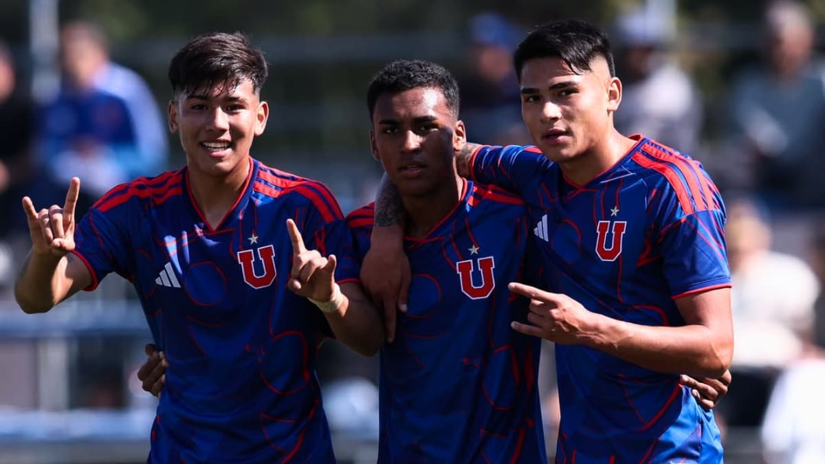 Jugó más de 50 minutos con uno menos: La U le ganó a la UC el Clásico Universitario Juvenil