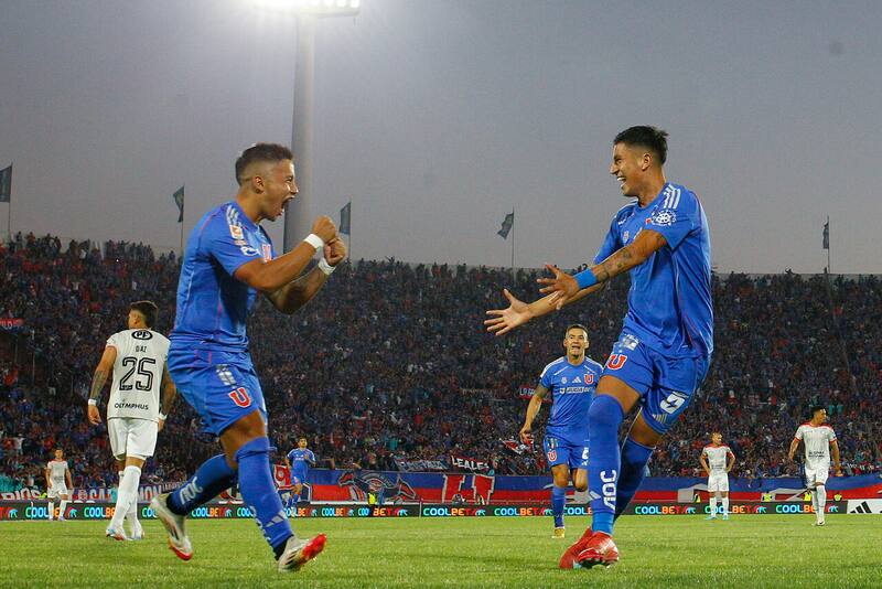 Los azules lograron cambiar invertir la localía ante Huachipato. Foto: Aton.