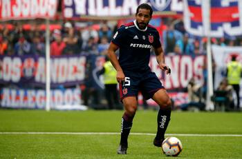 ¿El fantasma de Beausejour? La interminable pesadilla de la U en el mercado de fichajes