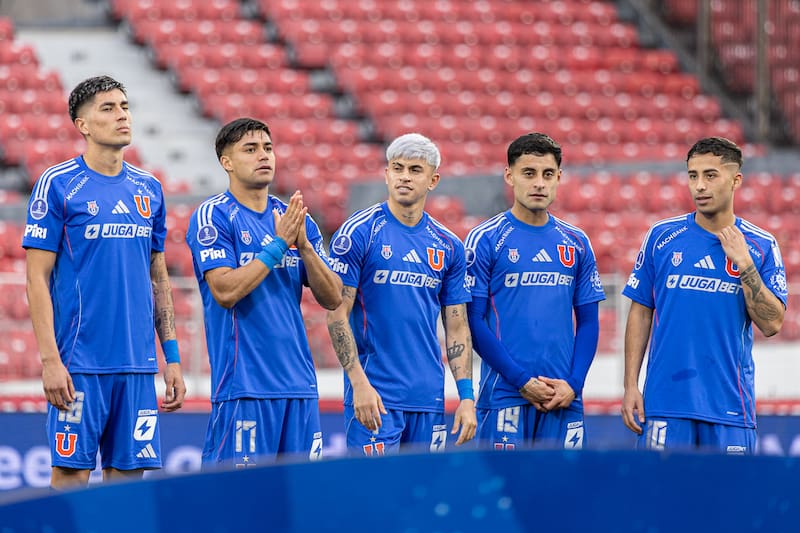 Los azules en la semifinal de ida de Copa Sudamericana en el Estadio Nacional. Foto: Felipe Escobedo