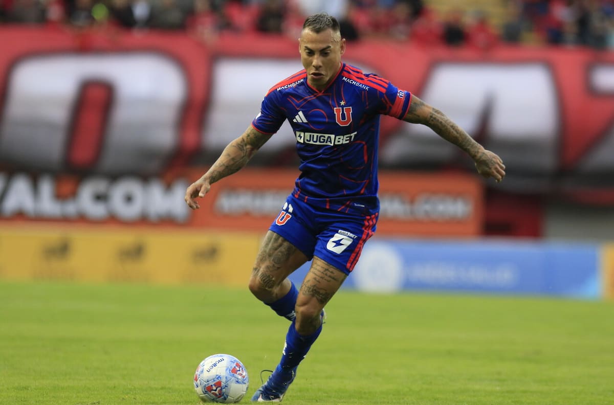 Parte médico de Eduardo Vargas: qué tiene y cuándo volvería a jugar en la U