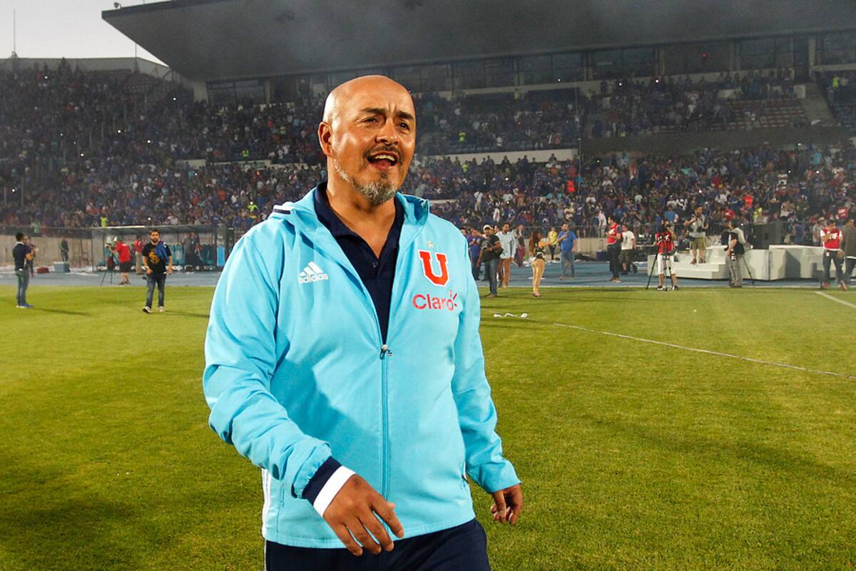 Luis Musrri y el jugador de la U con el que más se identifica. Foto: Aton.