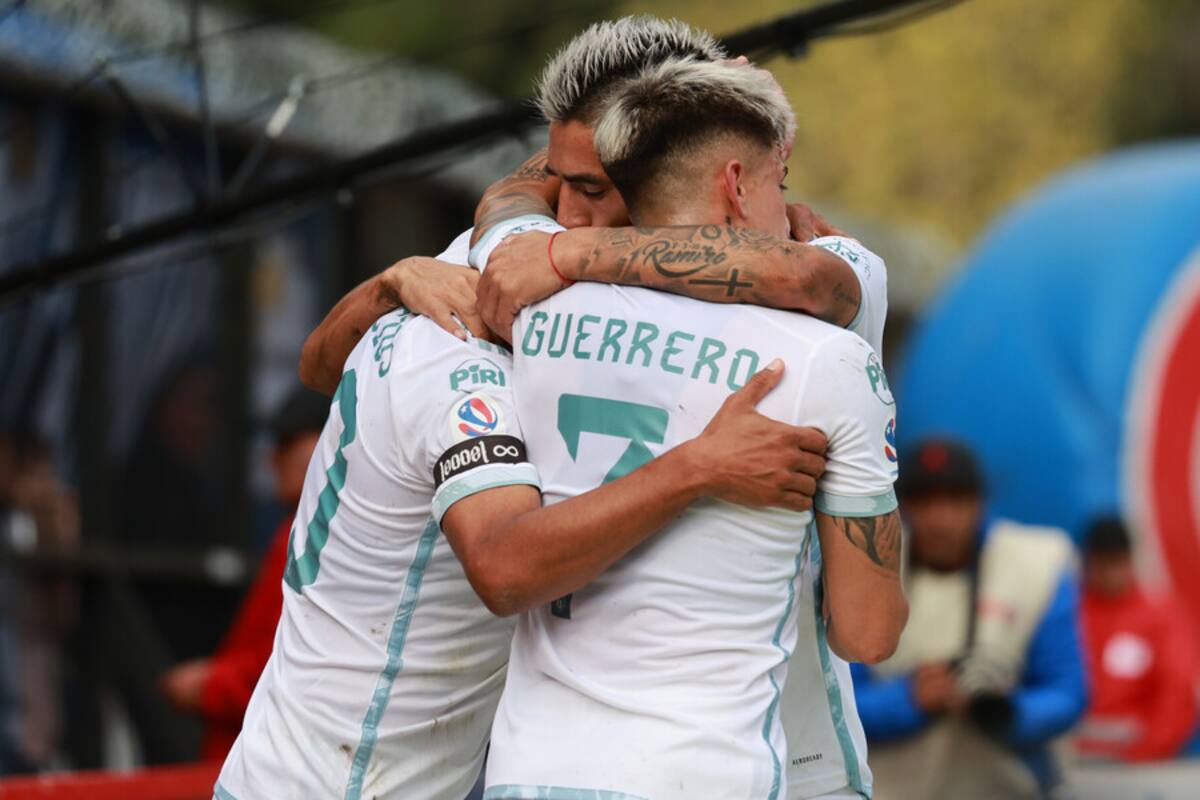 Aseguran que la U busca un defensa nacional que juega en el extranjero. Foto: Aton.