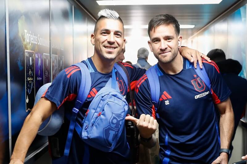 Jugadores de la U viajaron este domingo a Venezuela.