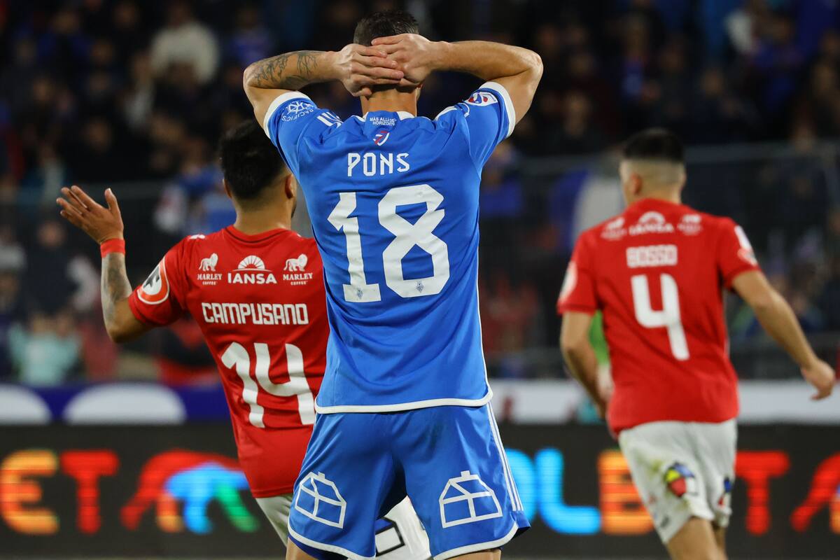 Luciano Pons desperdiciando una ocasión ante Ñublense.