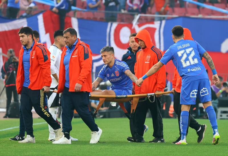 Charles Aránguiz no estará ante La Calera por lesión.