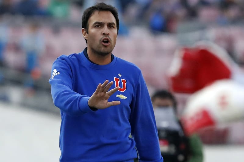César Henríquez, campeón en 2004, volverá a las divisiones inferiores de la U.
