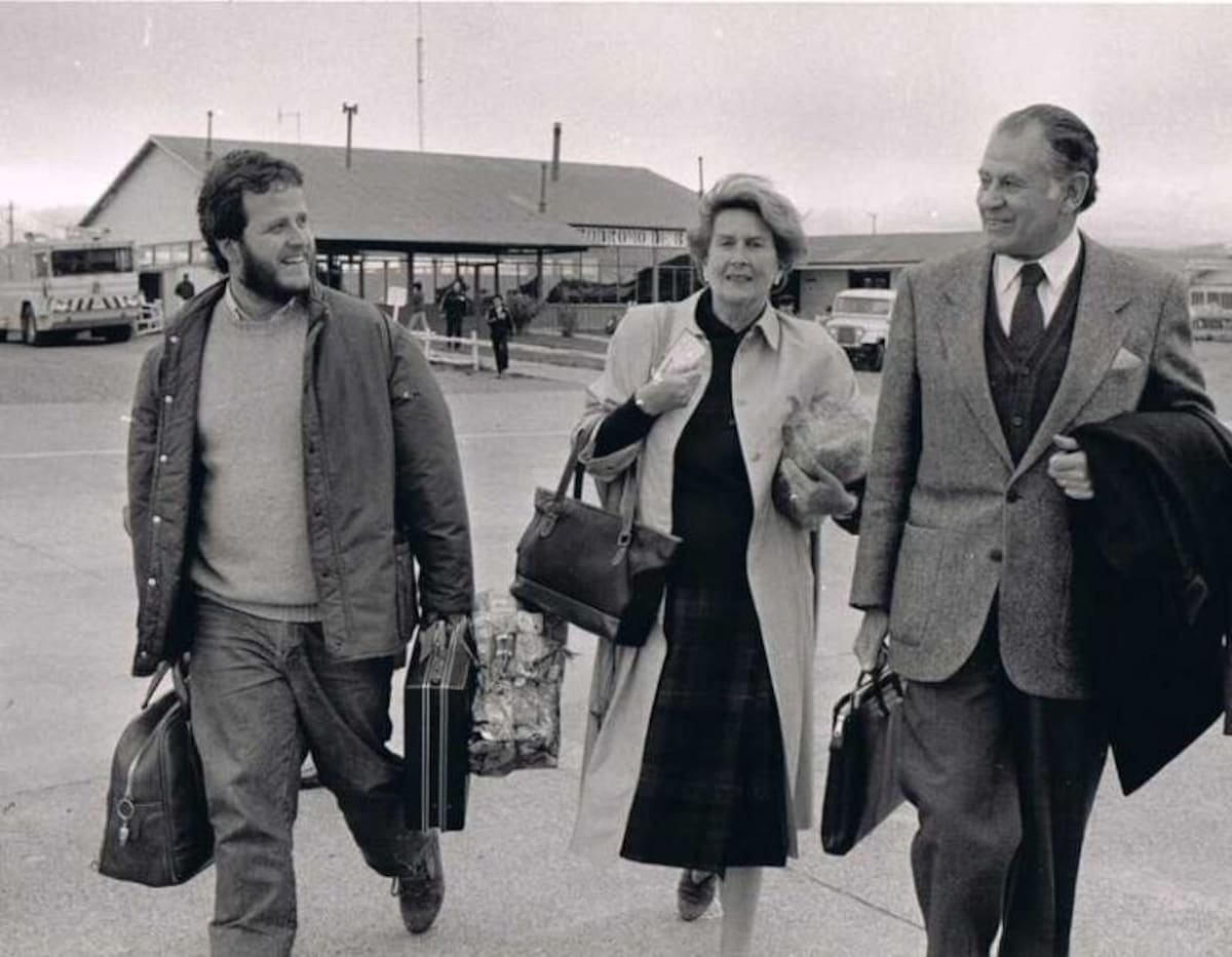 Francisco Aylwin junto al expresidente Patricio Aylwin. Foto: Instagram.