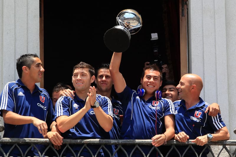campeón Copa Sudamericana 2011.