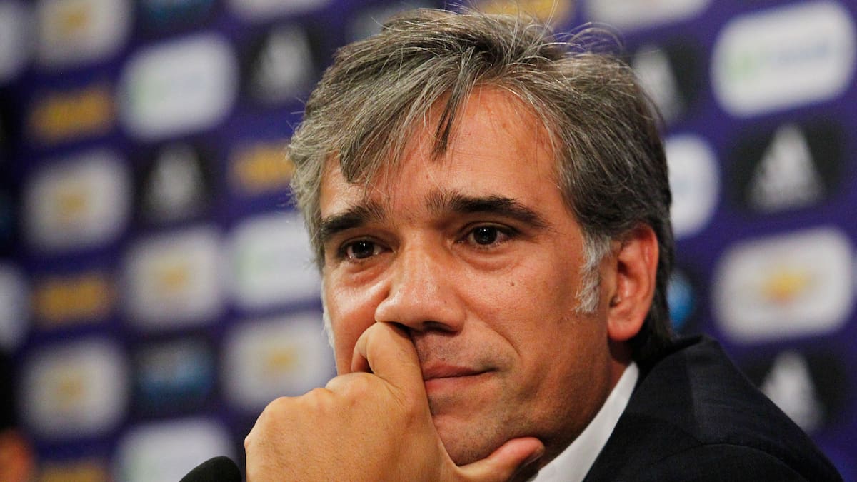 Brazo derecho de Carlos Heller vuelve a la U con Cecilia Pérez: las polémicas decisiones que tomó en su paso anterior