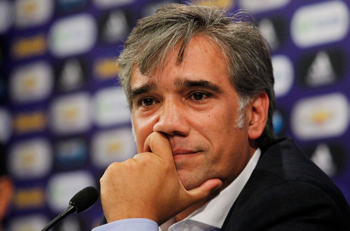 Brazo derecho de Carlos Heller vuelve a la U con Cecilia Pérez: las polémicas decisiones que tomó en su paso anterior