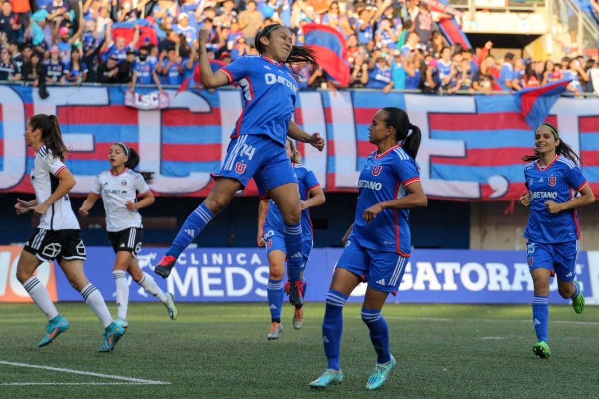 . La U femenina busca hacer historia.