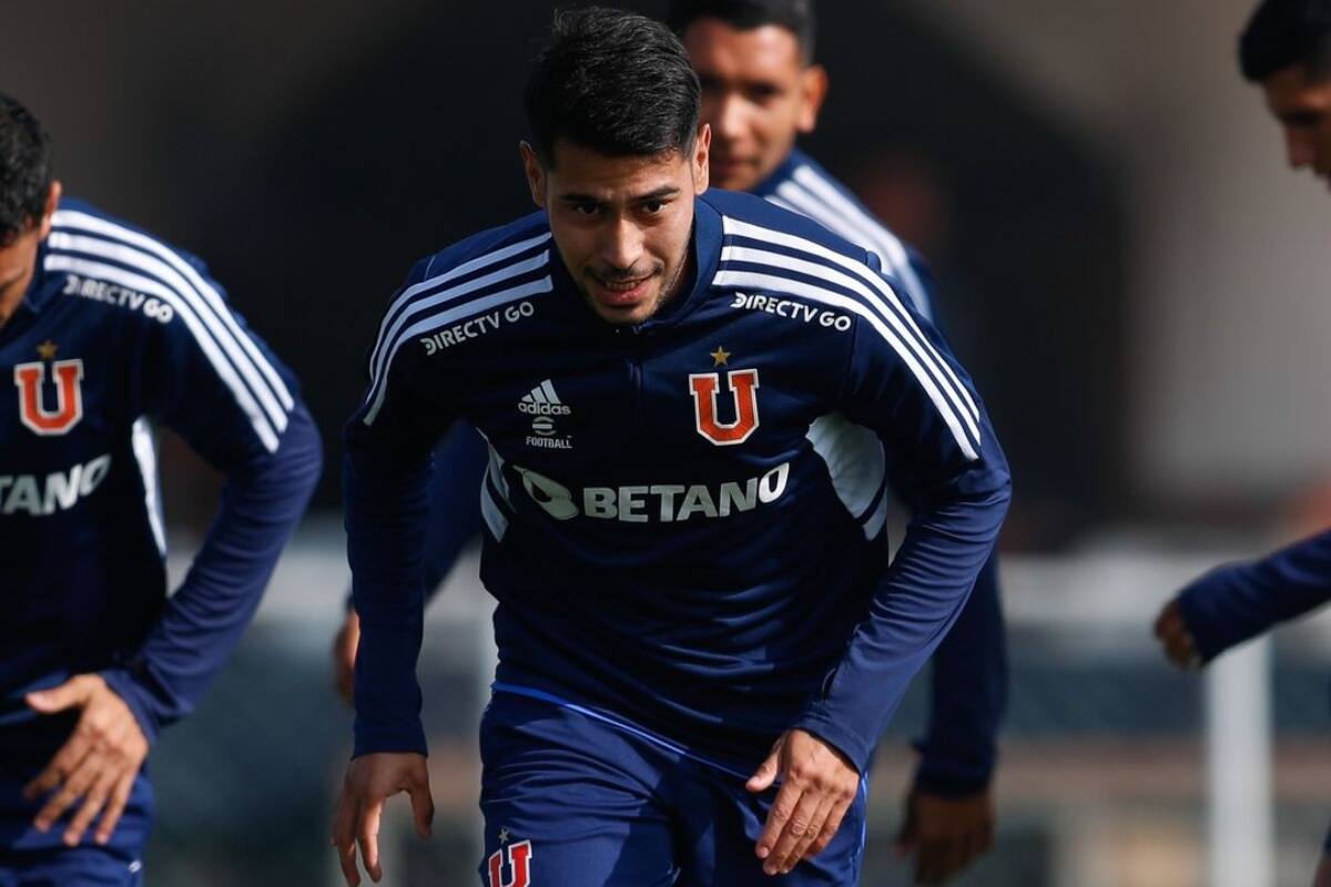 Emmanuel Ojeda será baja ante Universidad Católica. Foto: Universidad de Chile