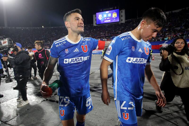 El mensaje de Charles Aránguiz que emocionó a todos los hinchas de la U. Foto: Aton.