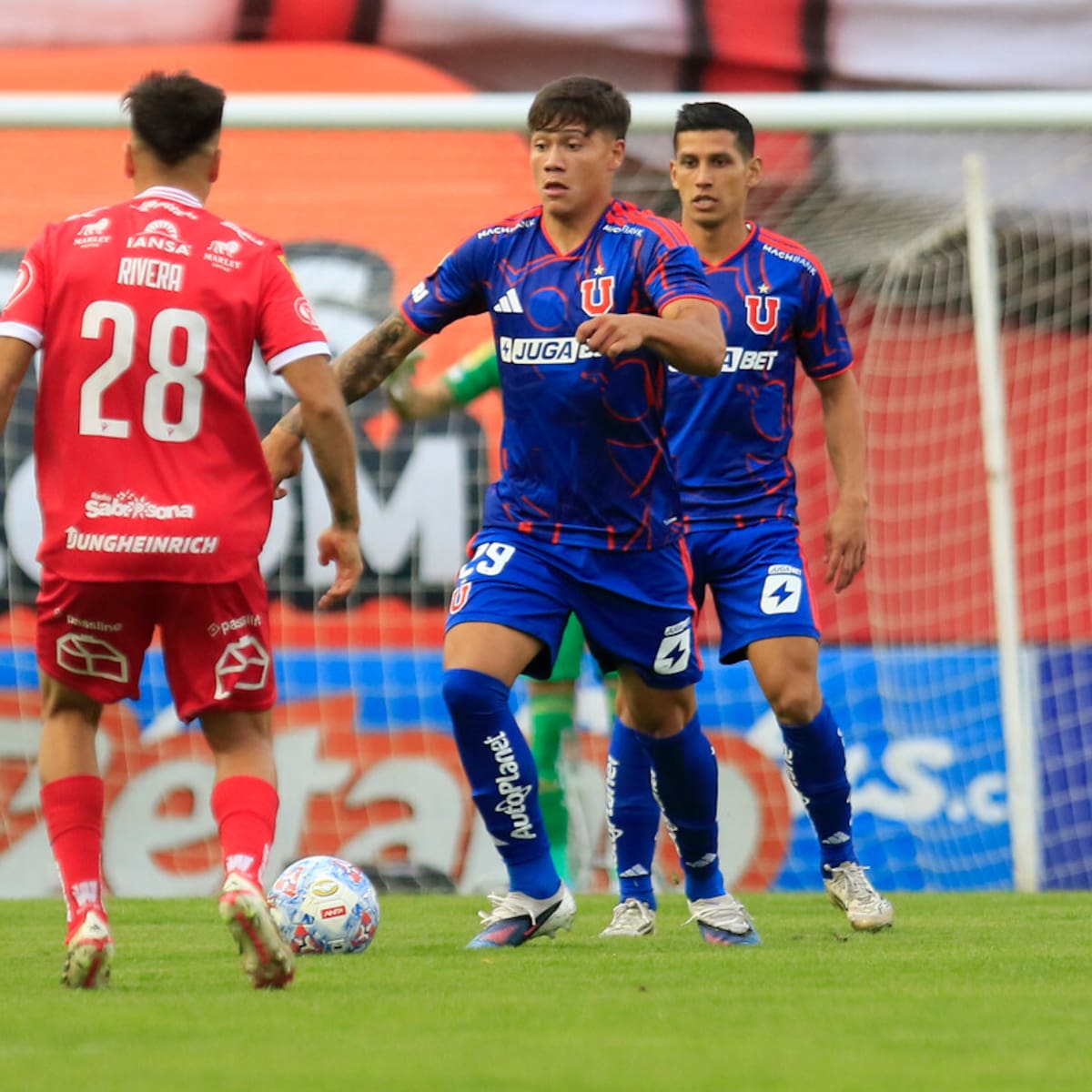 Lucas Barrera por sobre el resto y Assadi el peor: el 1x1 de la U en la derrota ante Ñublense