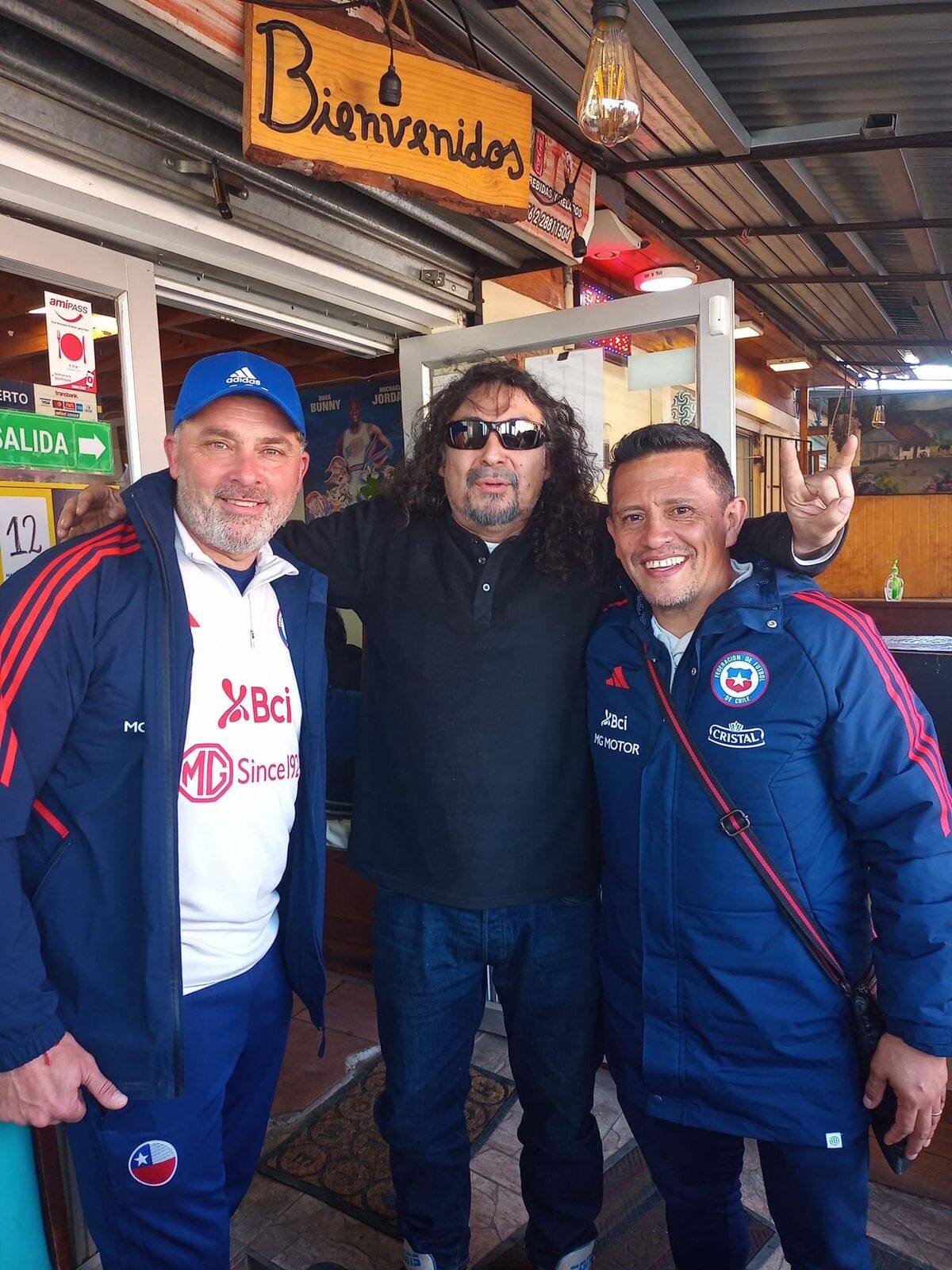 Alcides Castro, exlider de Los de Abajo, junto a Hernán Caputto y David Reyes.