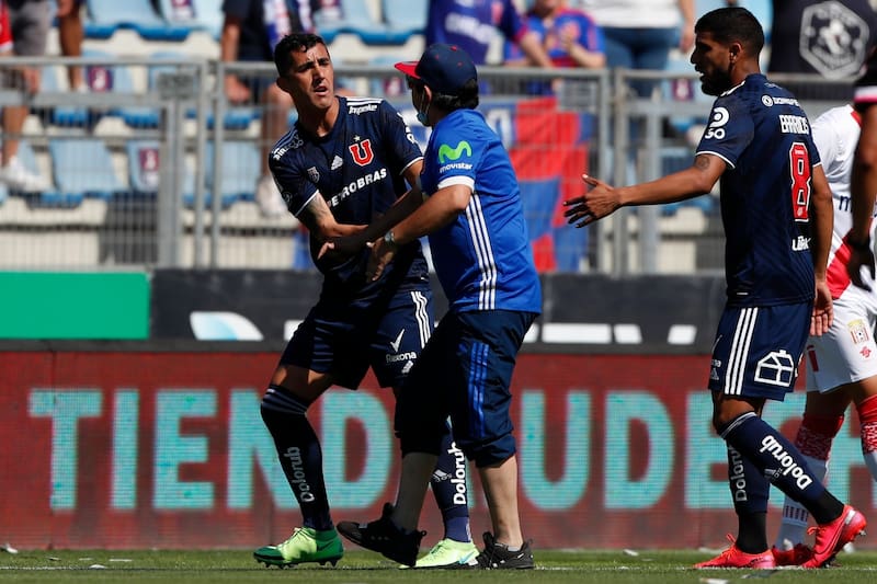 Universidad de Chile tuvo múltiples problemas en el Estadio El Teniente durante 2021.