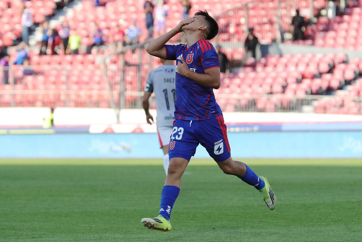 Siguen las malas noticias para la U: Ignacio Vásquez se lesiona y le provoca otro dolor de cabeza a Gago. Foto: Aton.