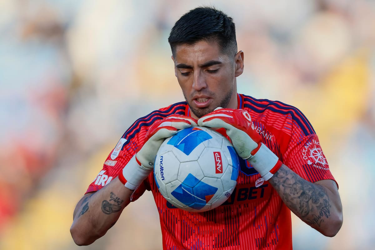 Gabriel Castellón, es el actual arquero titular de la U. Foto: Aton.