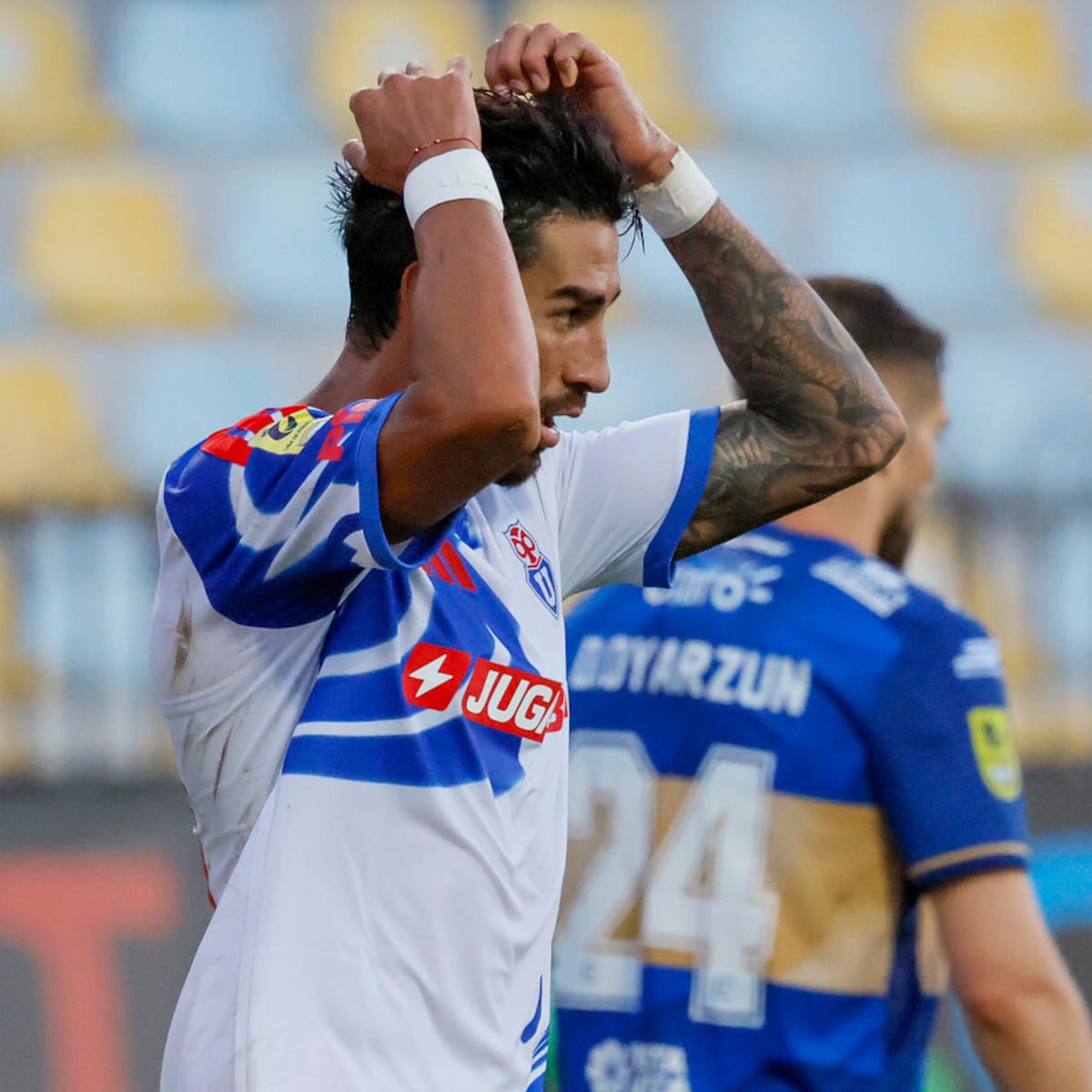 “No genera, no gana en el área”: Lucero sigue sumando críticas en la U antes del Clásico Universitario